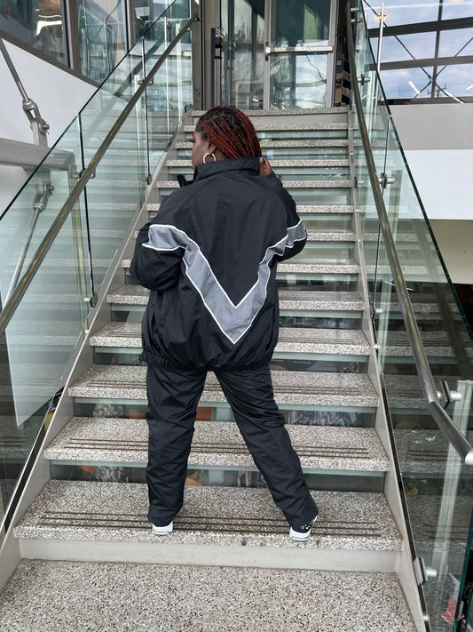 Levels V-Line Windbreaker Set |Black