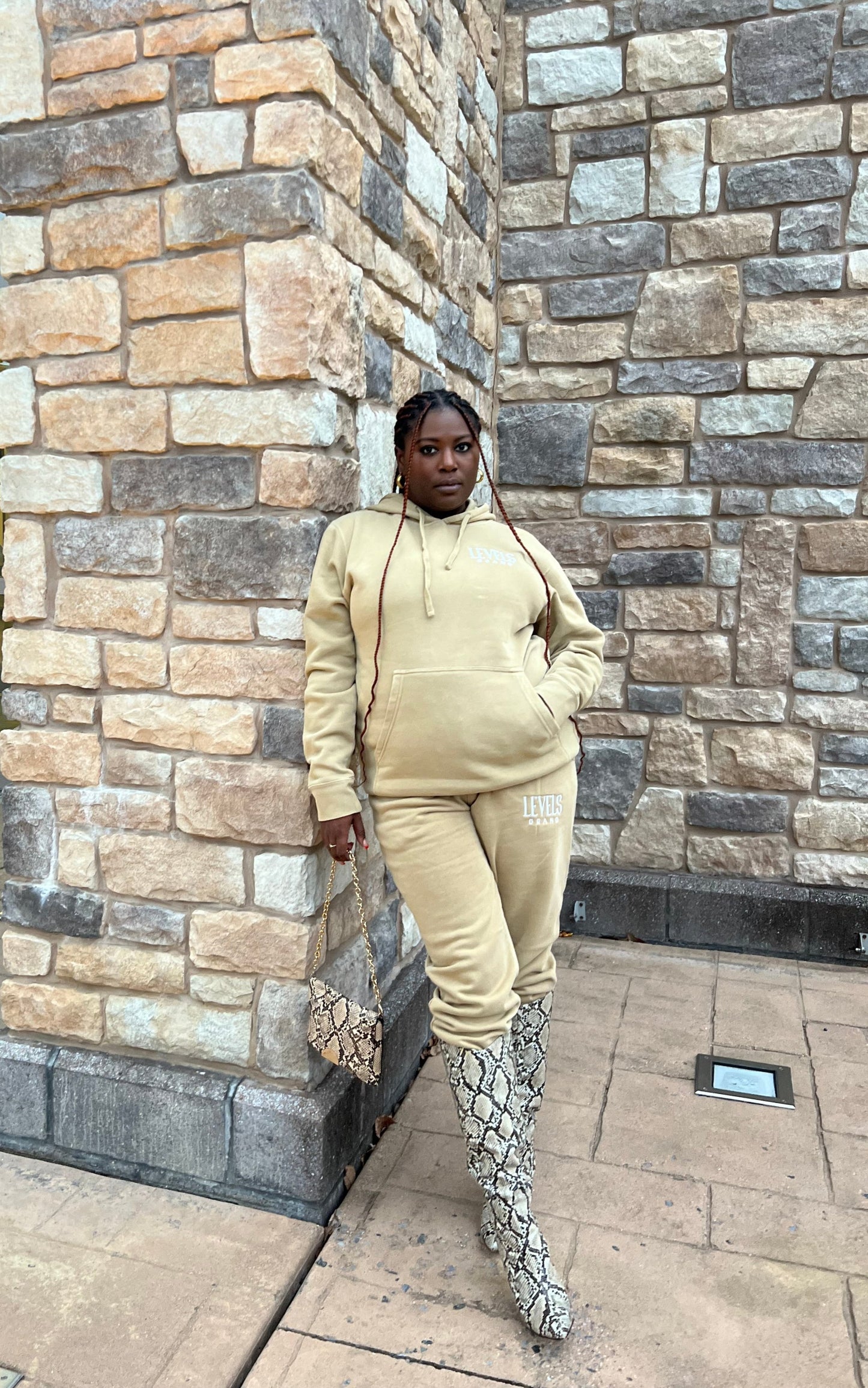 Essential Signature Logo Sweatsuit