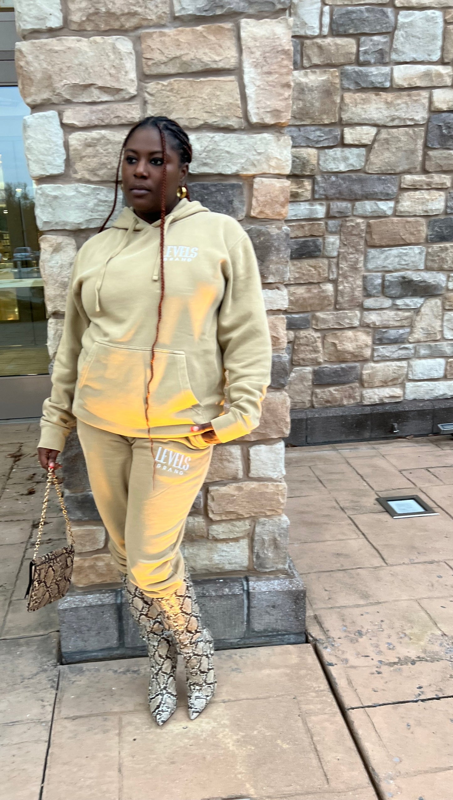 Essential Signature Logo Sweatsuit