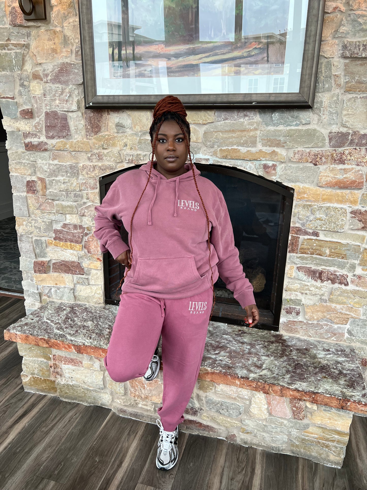 Essential Signature Logo Sweatsuit