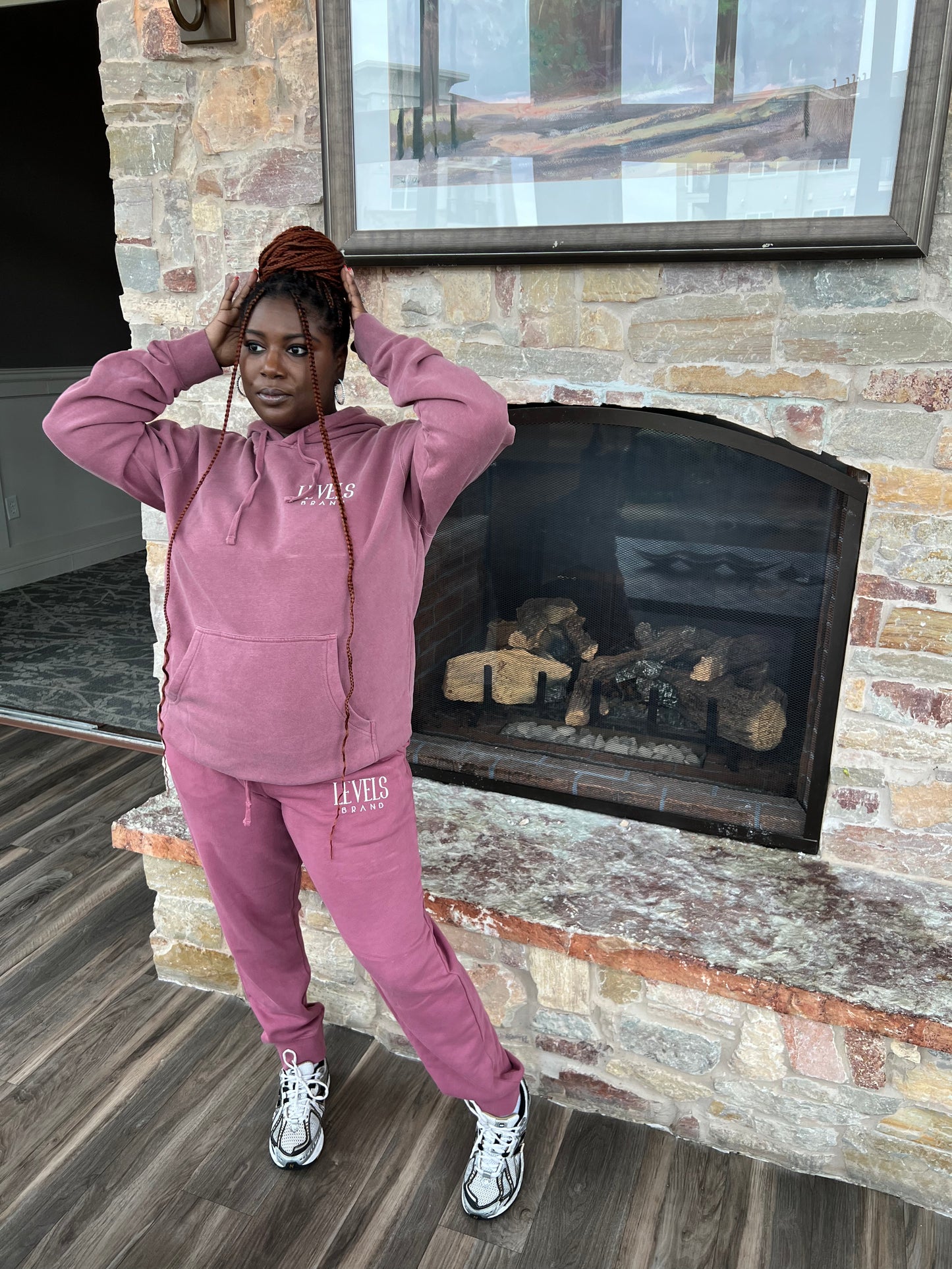 Essential Signature Logo Sweatsuit