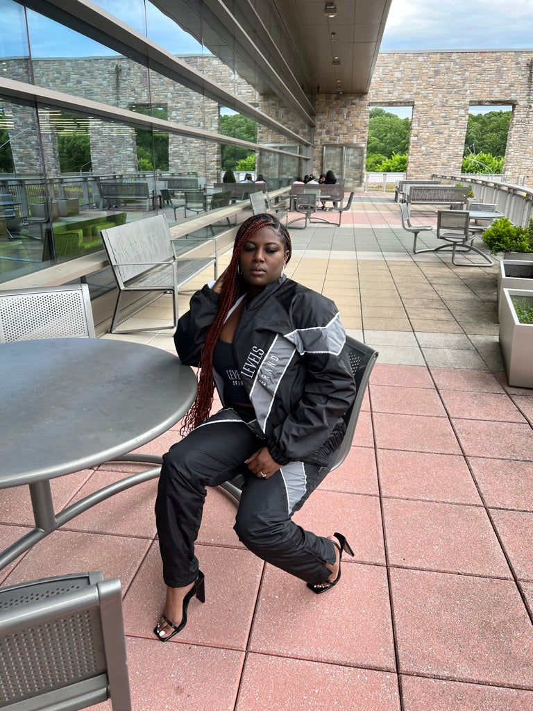 Levels V-Line Windbreaker Set |Black