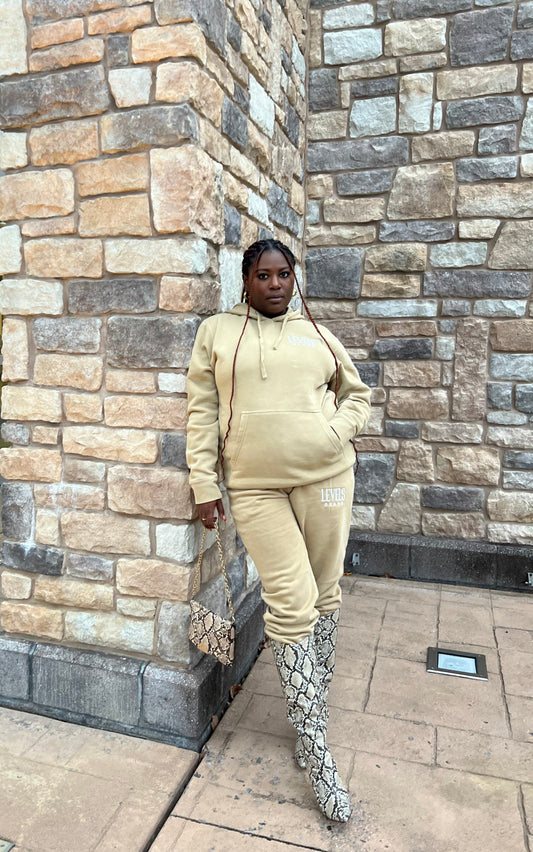 Essential Signature Logo Sweatsuit